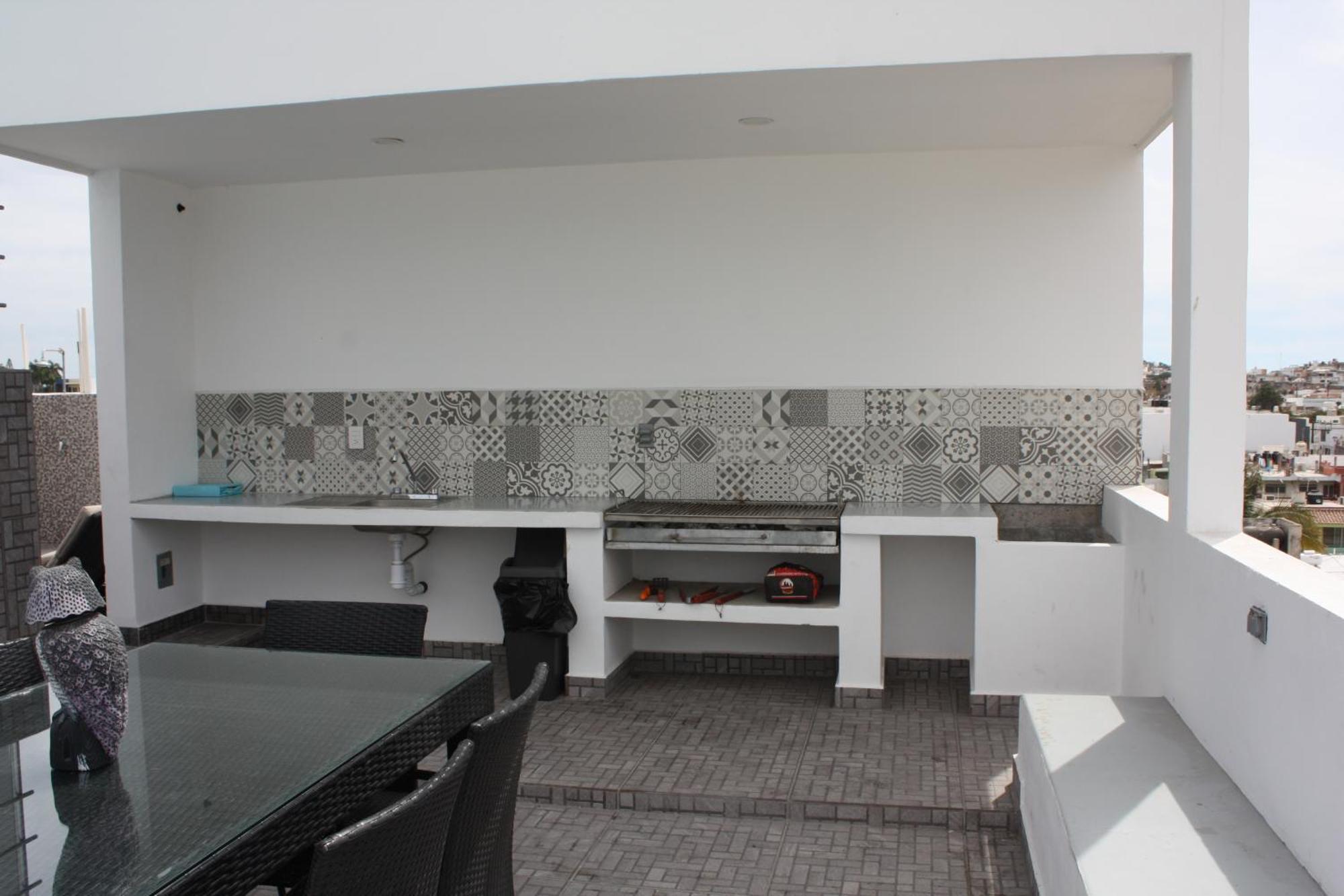 2Br/2Ba Condo 1 Block To Ocean! - Unit 3 มาซาตลัน ภายนอก รูปภาพ