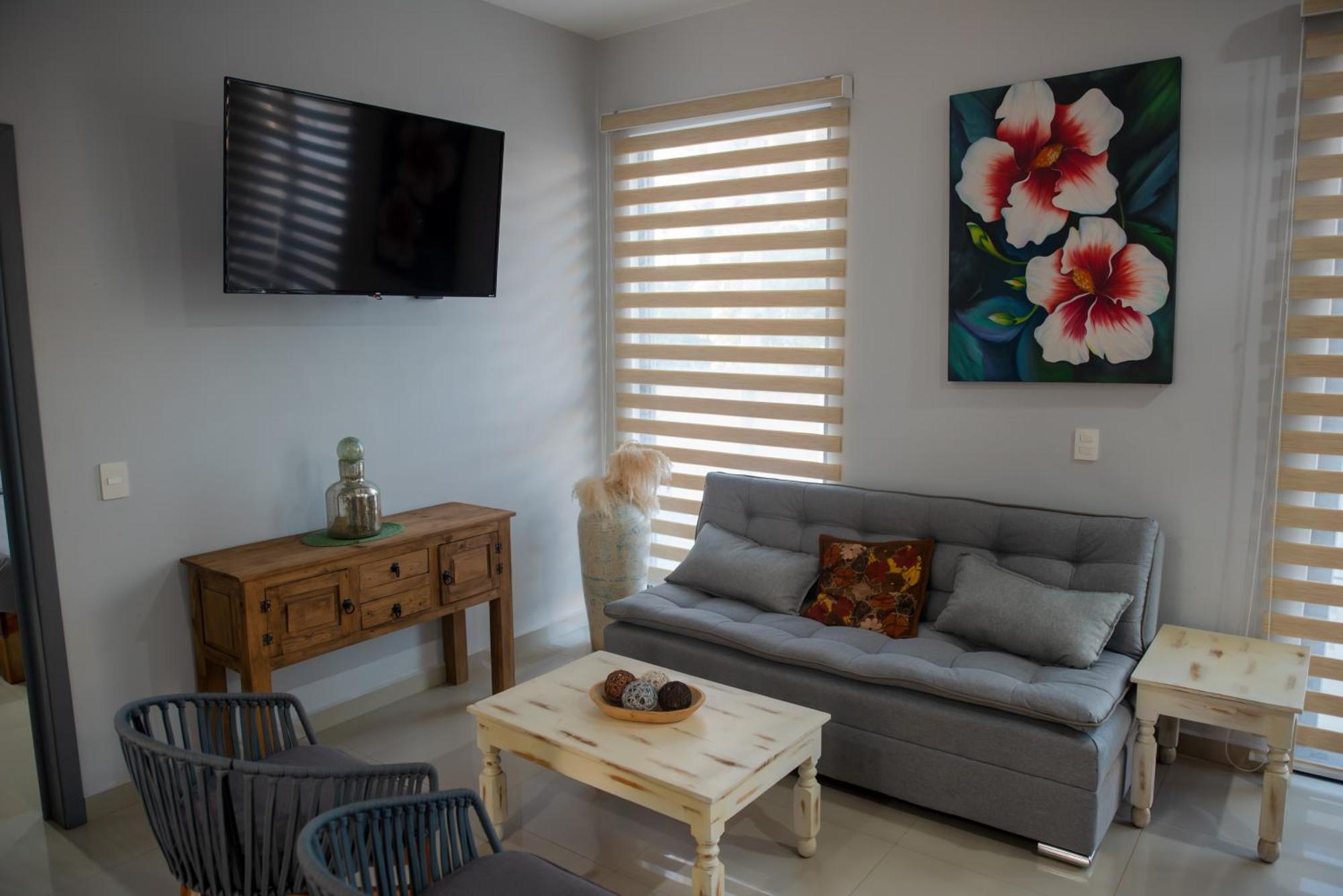 2Br/2Ba Condo 1 Block To Ocean! - Unit 3 มาซาตลัน ภายนอก รูปภาพ