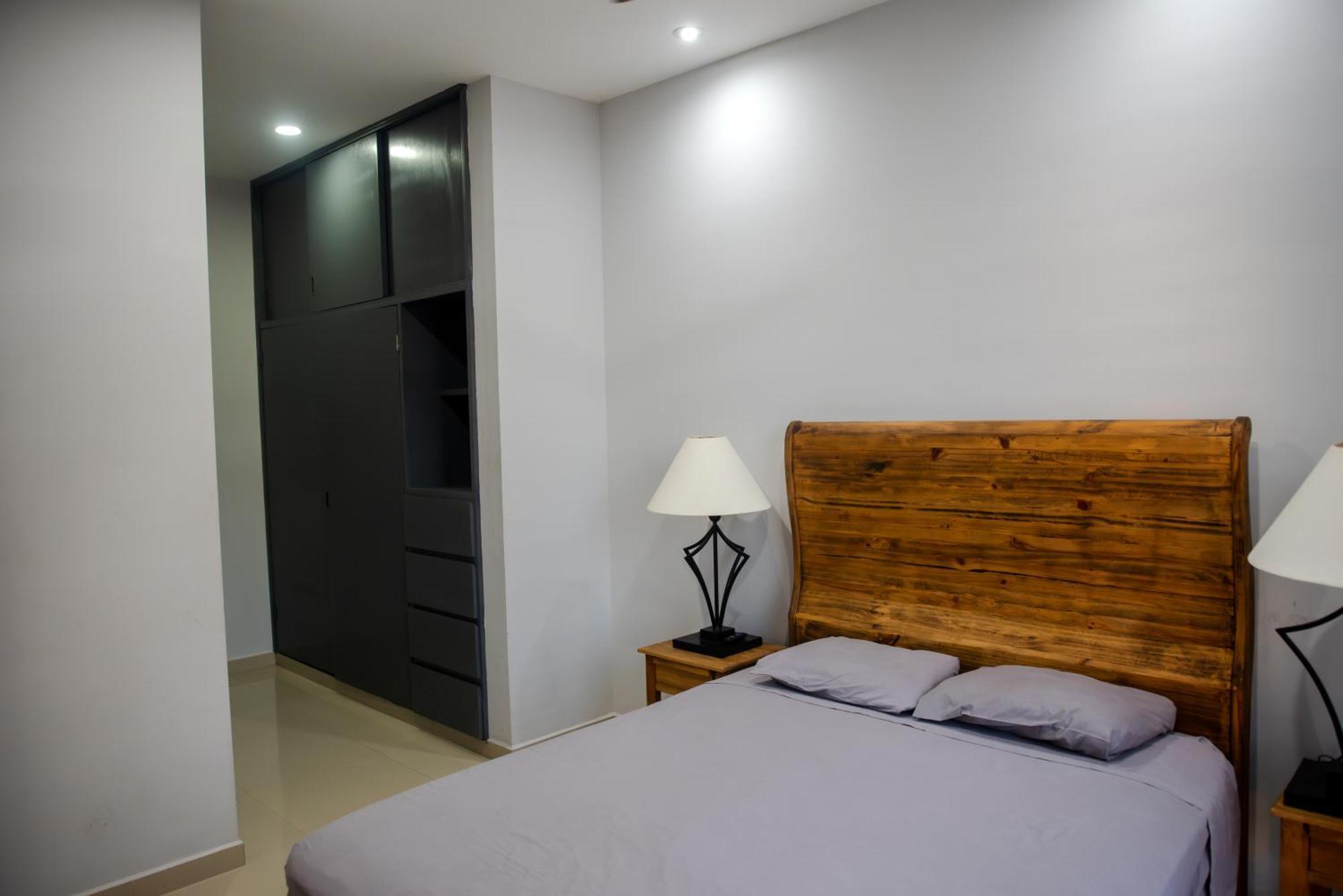 2Br/2Ba Condo 1 Block To Ocean! - Unit 3 มาซาตลัน ภายนอก รูปภาพ
